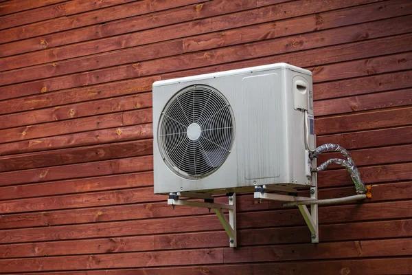 How Air Conditioners Impact Indoor Air Quality